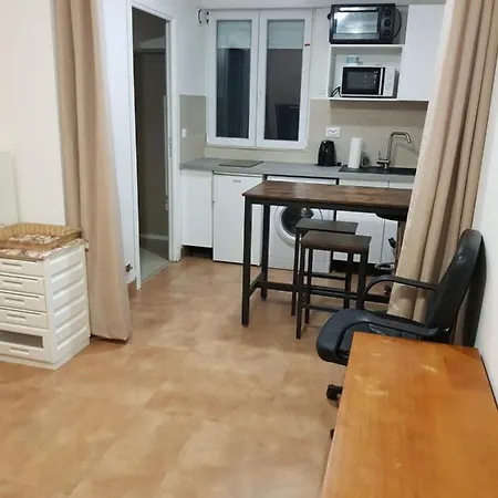 Studio Meuble Au Raincy Apartment Le Raincy